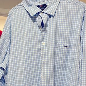 Vineyard Vines Casual Button down